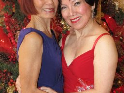 BB 39 GOOD LOOKING WOMEN